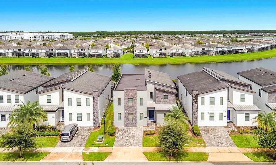 1st image of 2925 FABLE STREET