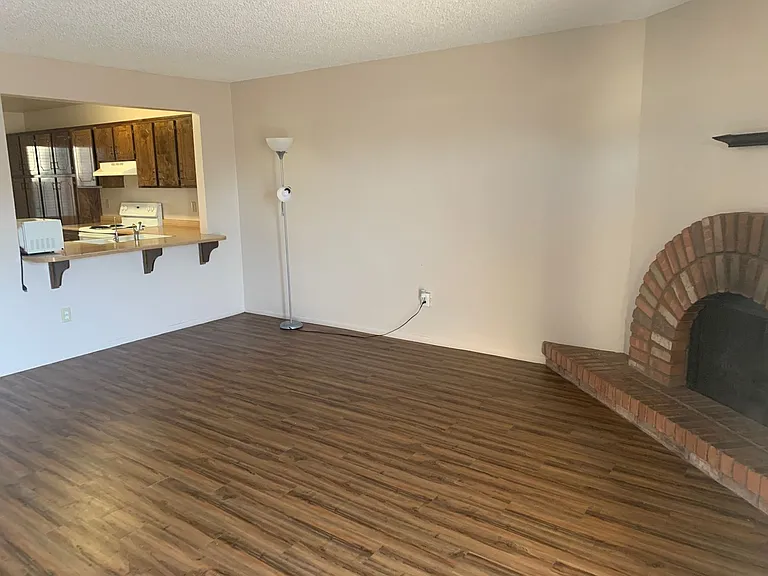953 W Cortez Ln — Photo 13