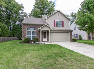 10686 Trailwood Dr, Fishers, IN 46038