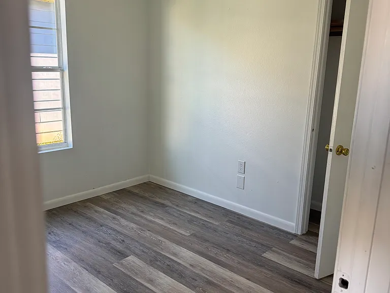 315 Sandi Dr — Photo 4