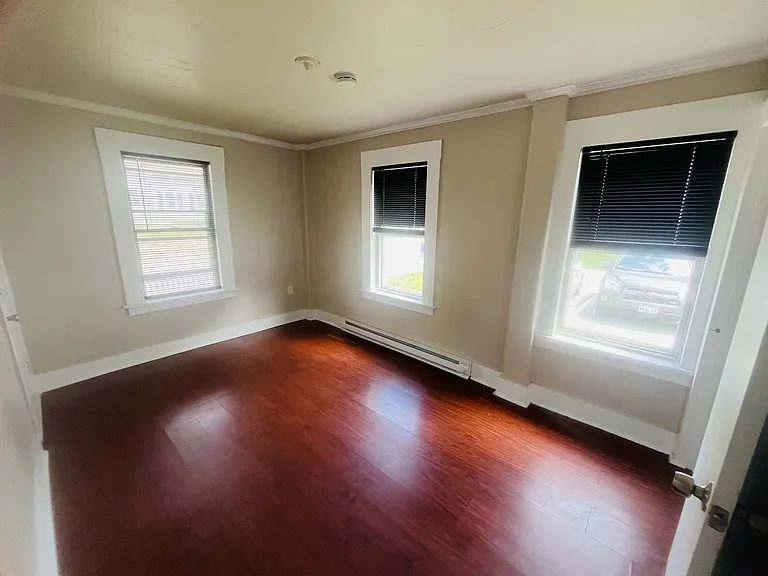 347 Main St #2 — Photo 5