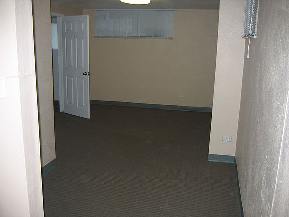 1-Bdrm unit - Living Room