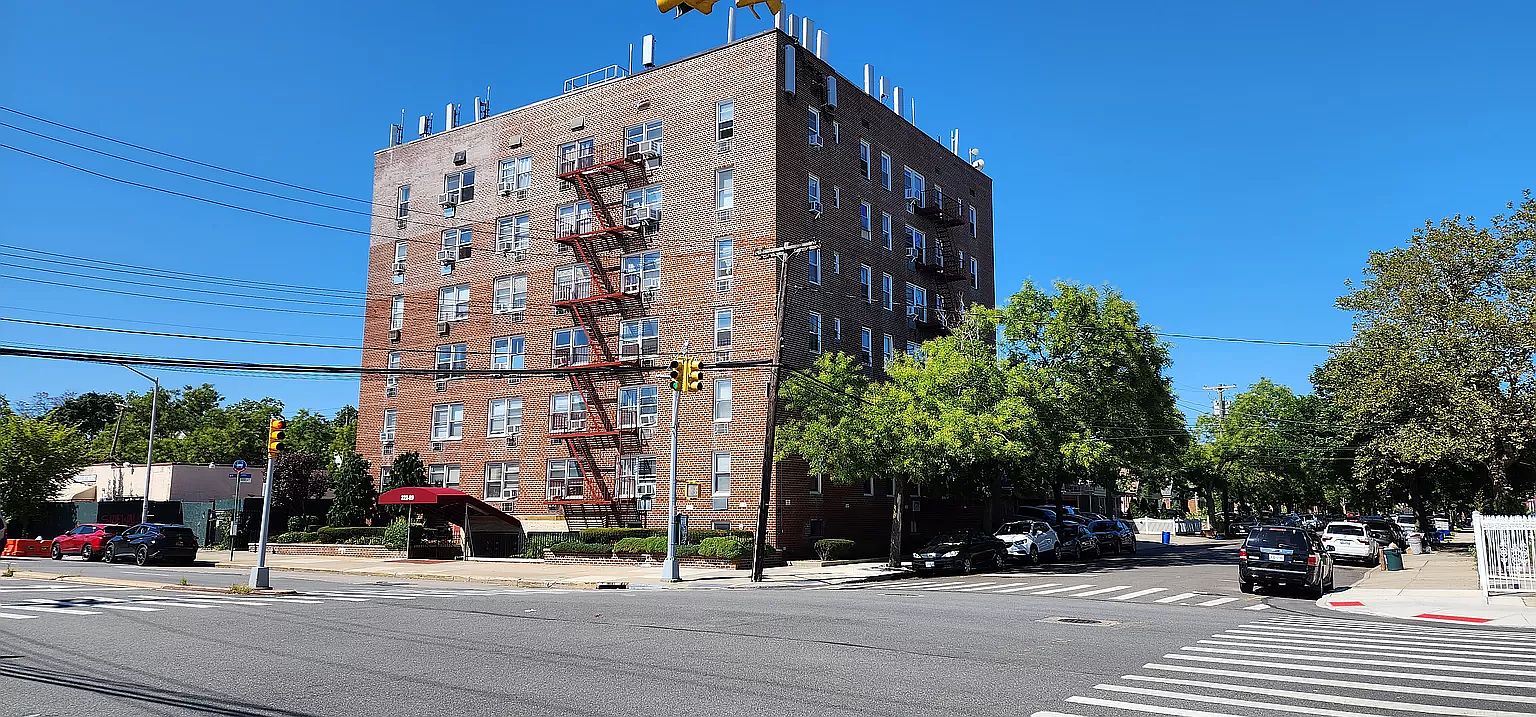 22289 Braddock Ave 6H, Queens Village, NY 11428 Zillow