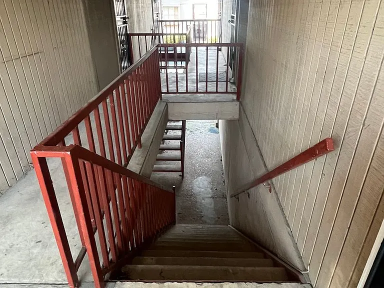 635 Patterson St #8 — Photo 9