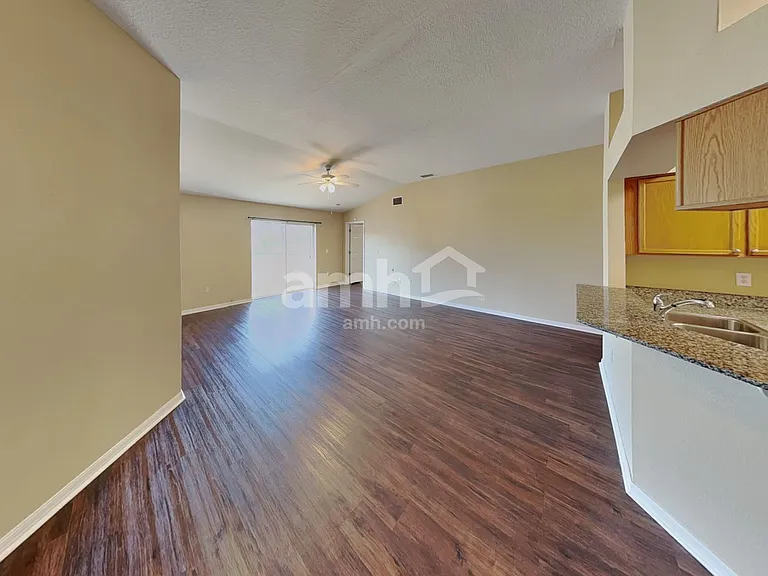 12042 Butler Woods Cir — Photo 5