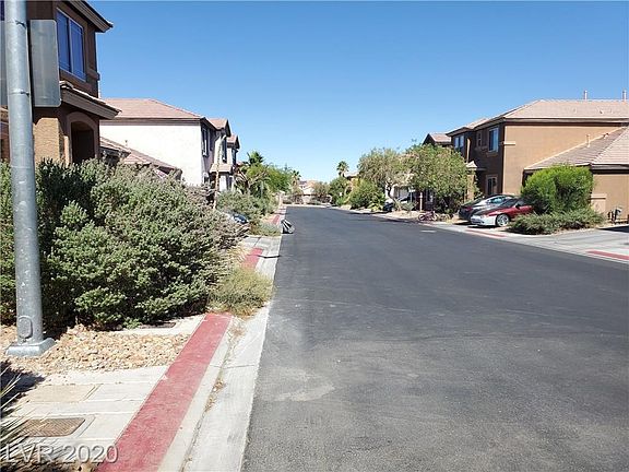 2nd image of 717 Caballo Hills Ave