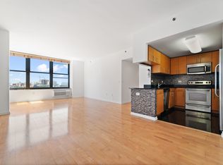 102 Columbus Dr APT 901, Jersey City, NJ 07302