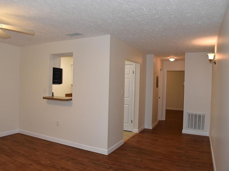1st image of 3111 W Horatio St APT 203
