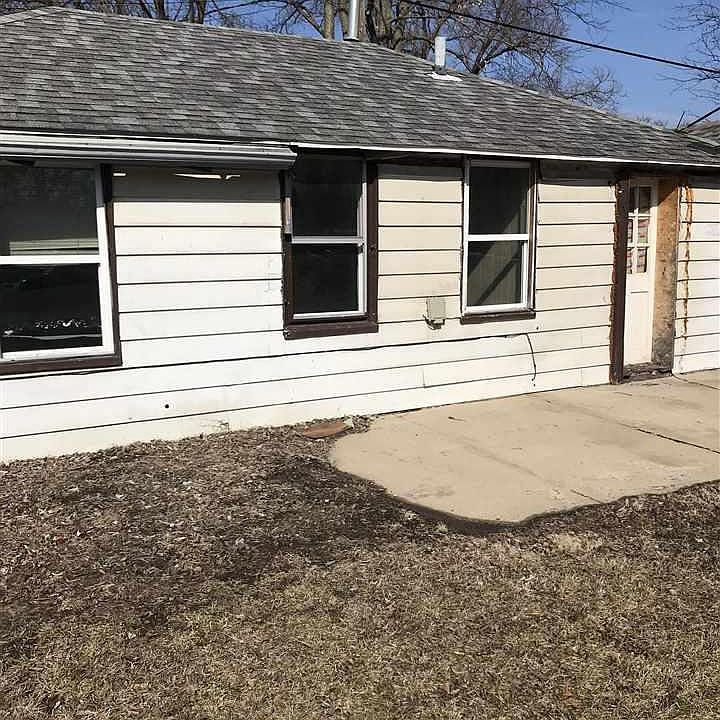 1st image of 2117 W Garden St