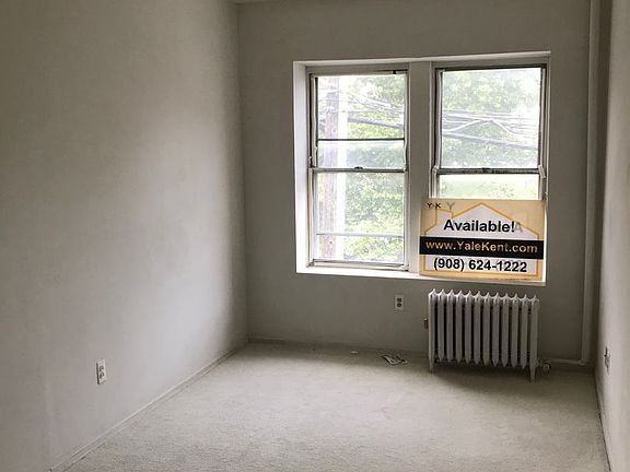 5th image of 1163 E State St #5