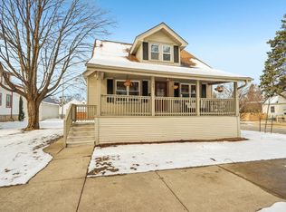 201 S 74th St, MILWAUKEE, WI 53214