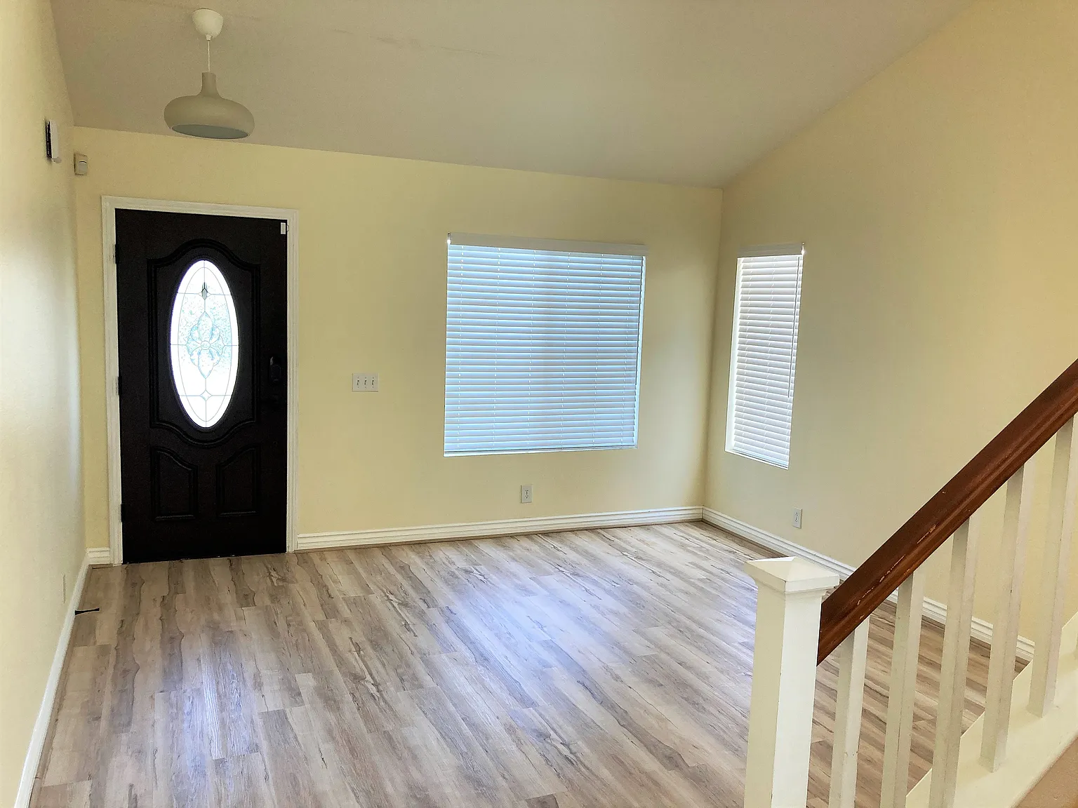 4 bed, 1875 sqft, $4,100 — Photo 3