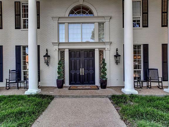 2_3509OvertonViewCourt-5.jpg