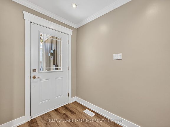 4th image of 12 Lankin Blvd #22