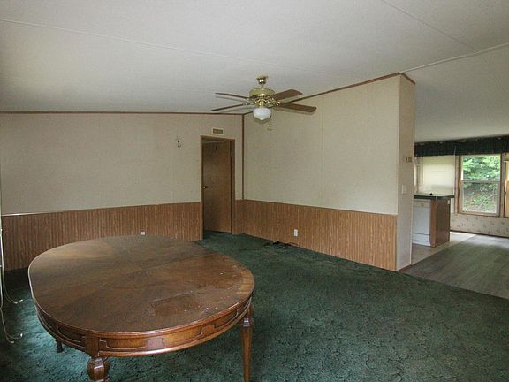 5th image of 1180 Mineral Springs Dr