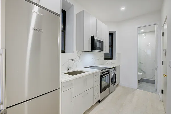 Rented by REAL New York | media 11