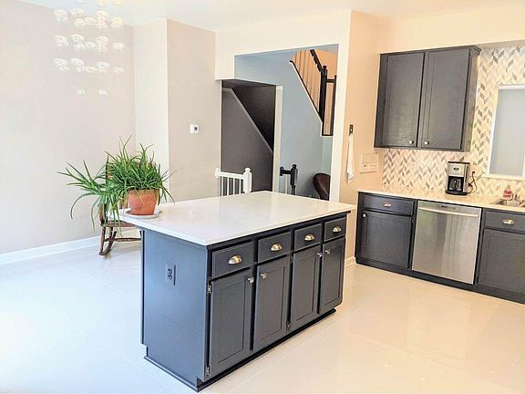 3rd image of 3728 Huntley Meadows Ln