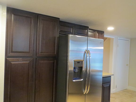 3rd image of 4045 River Woods Dr
