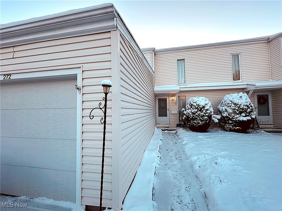 1st image of 272 Deepwood Dr