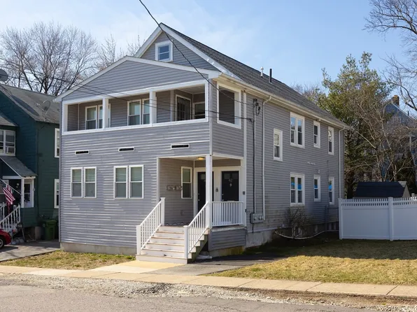 60-62 Gilbert St, Watertown, MA 02472