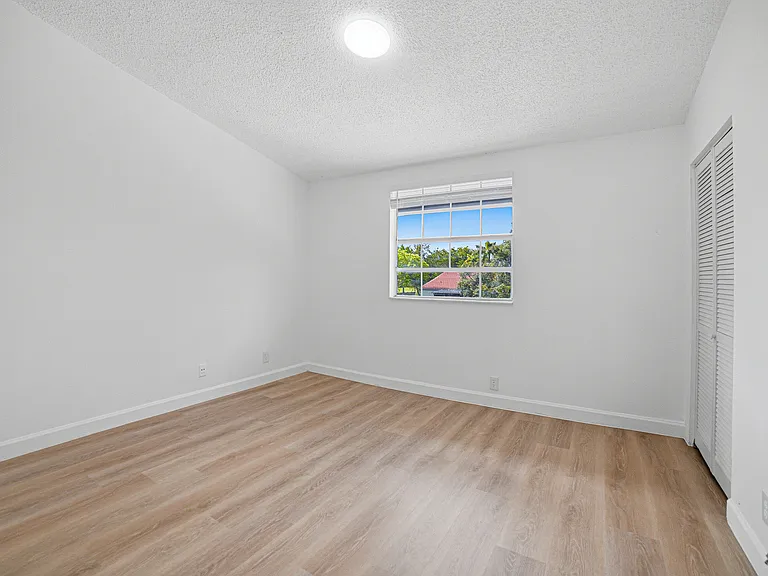 8207 Fairway Rd — Photo 17