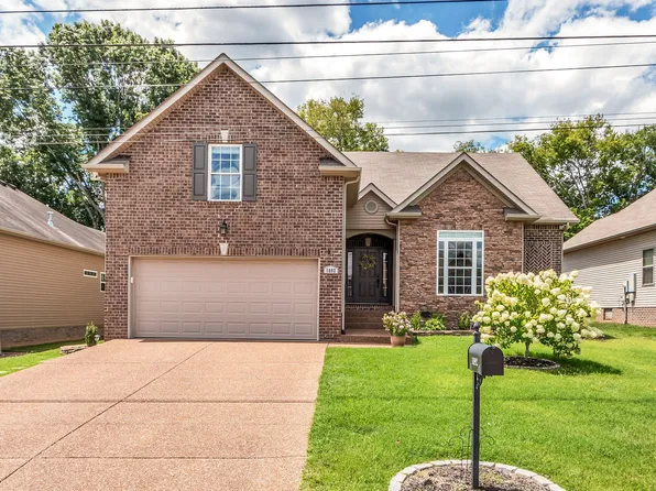 1092 Golf View Way, Spring Hill, TN 37174