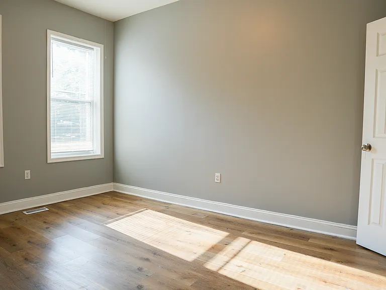 2101 Poplar Grove St — Photo 13