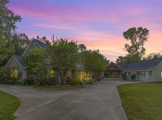 303 Spanish Cove Dr, Crosby, TX 77532