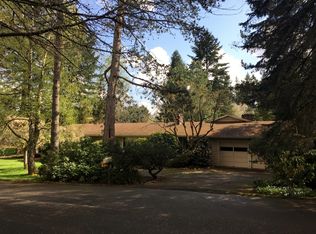940 Hood View Ln, Lake Oswego, OR 97034