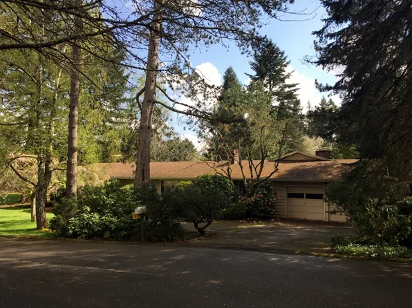 940 Hood View Ln, Lake Oswego, OR 97034