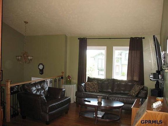 2nd image of 15234 Robin Dr