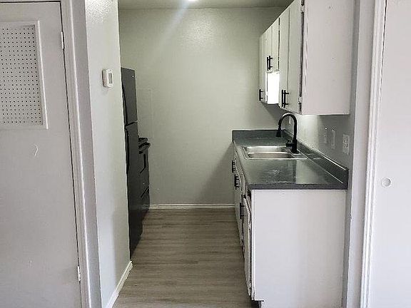 5th image of 5544 Timberhill Dr #1009