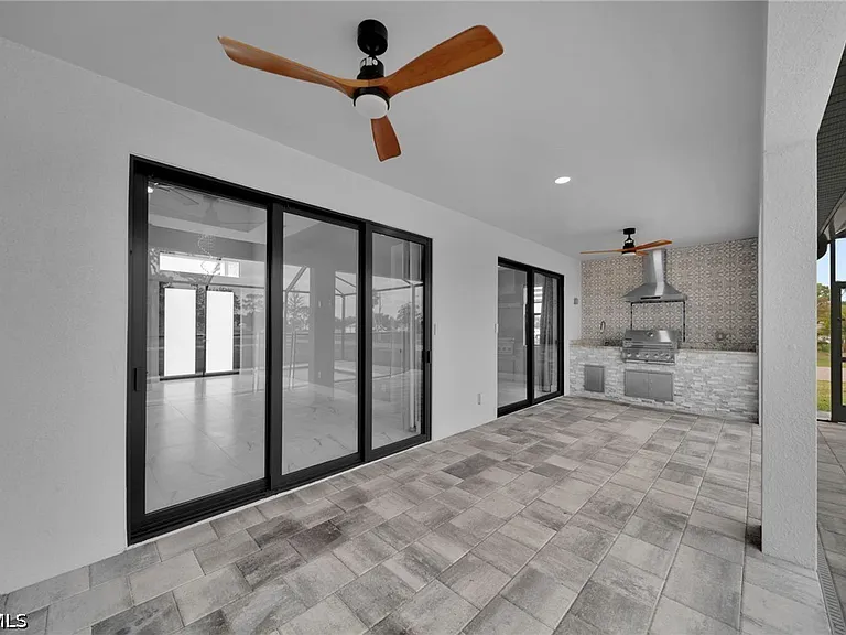 1201 SW 8th Pl — Photo 36
