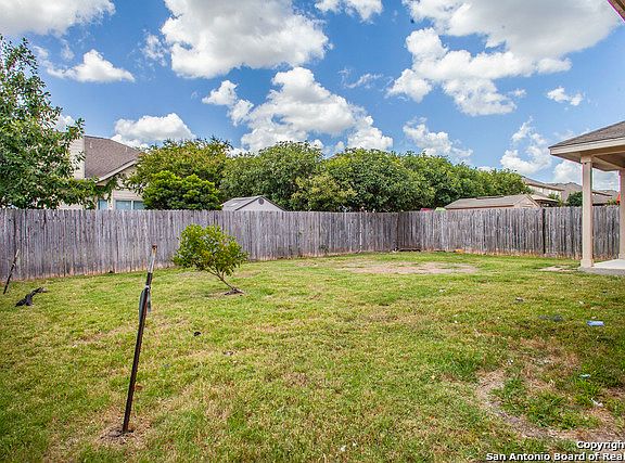 5th image of 226 Arcadia Pl