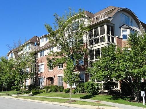 1st image of 200 N River Ln Unit 302