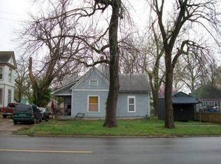 307 S Main St, Windsor, MO 65360