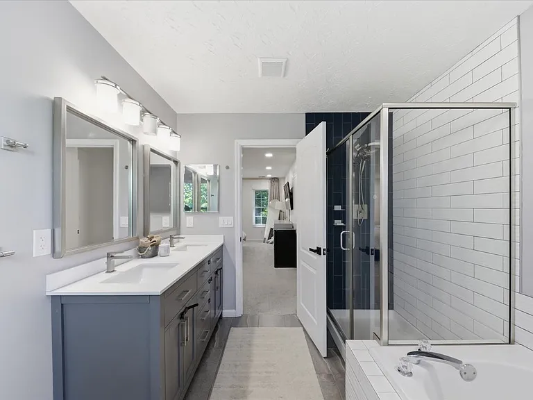 5920 Thornberry Ct — Photo 34