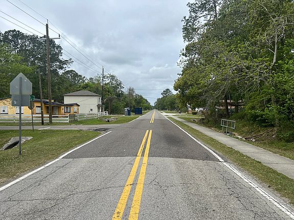 5th image of 5846 Moncrief Rd W