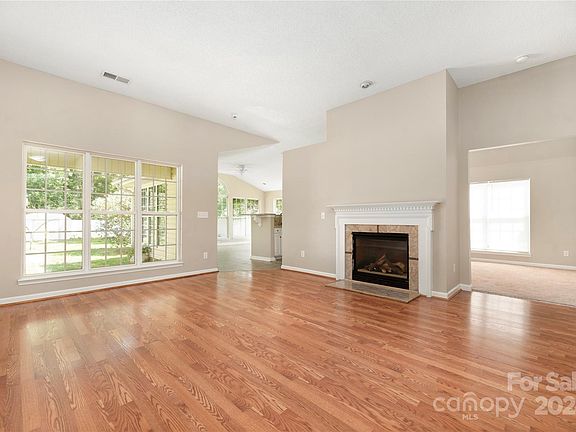 4th image of 3210 Meadow Stone Ct