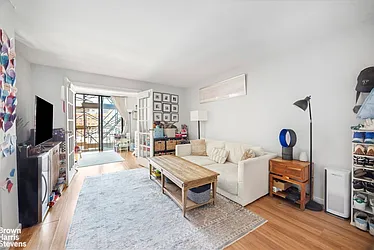 215 East 24th Street, #721
