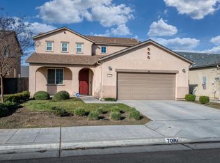 7099 N Shiraz Ave, Fresno, CA