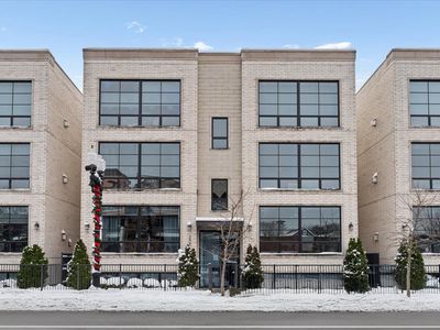 2447 W Irving Park Rd APT 1W, Chicago, IL, 60618