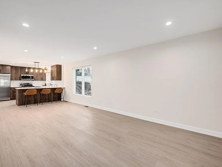 511 Forest Ave #1 — Photo 4