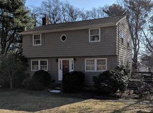 2 Donna Ln, Burlington, MA 01803