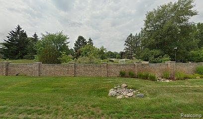 2nd image of 6335 Park Lake Rd