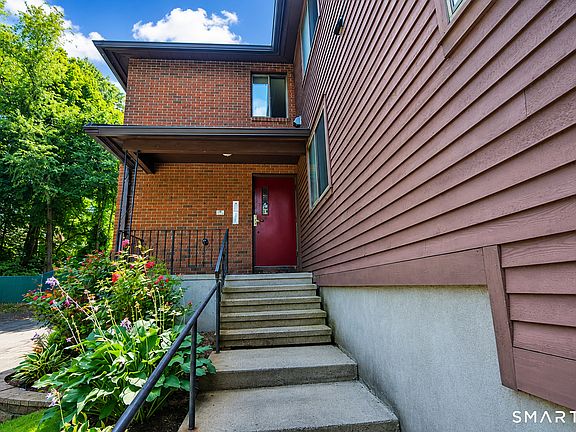 3rd image of 27 Harrison St APT 16
