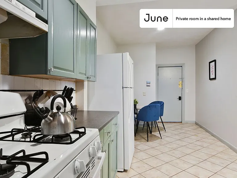 48 Brighton Ave #B — Photo 10