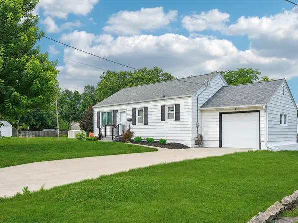 4000 53rd St, Des Moines, IA 50310