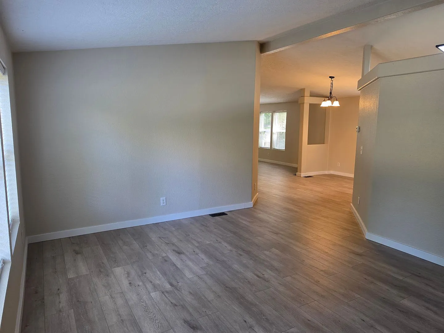 Spacious 3BR Rambler with Large Shop & Office! — Photo 4