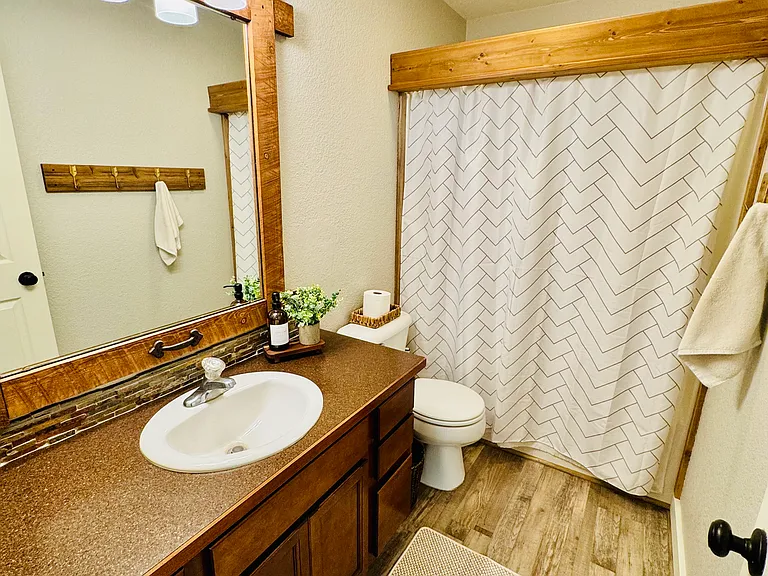 3916 Concord Dr — Photo 19
